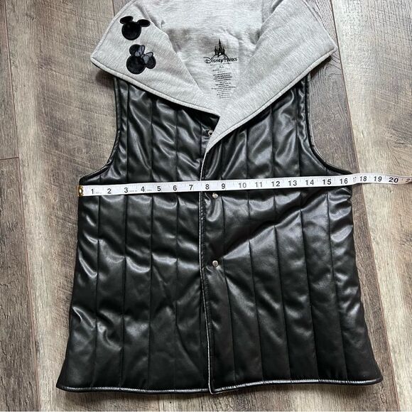 Disney Parks Faux Leather Minnie Embroidered Vest LOVE Sequins Black Grey XS - Picture 5 of 8